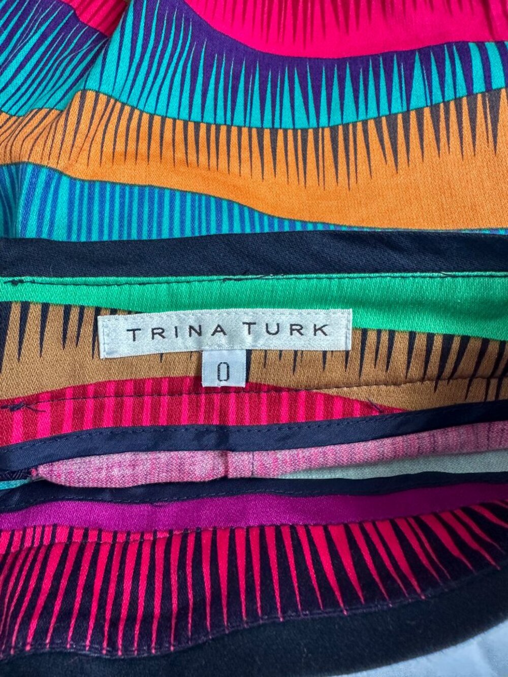 Trina Turk Women’s Sleeveless Top & Short Set NWT - Picture 9 of 12